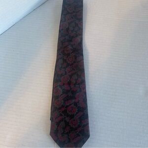 Mercedes Sophisticated Black and Red Paisley Tie Italian Silk Handmade